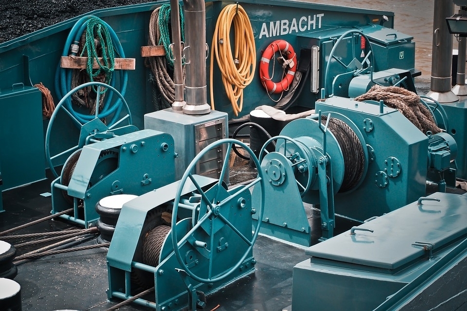 MECANICA NAUTICA Y SERVICIO TECNICO PARA EMBARCACIONES - LA MAR MARINE WORKS